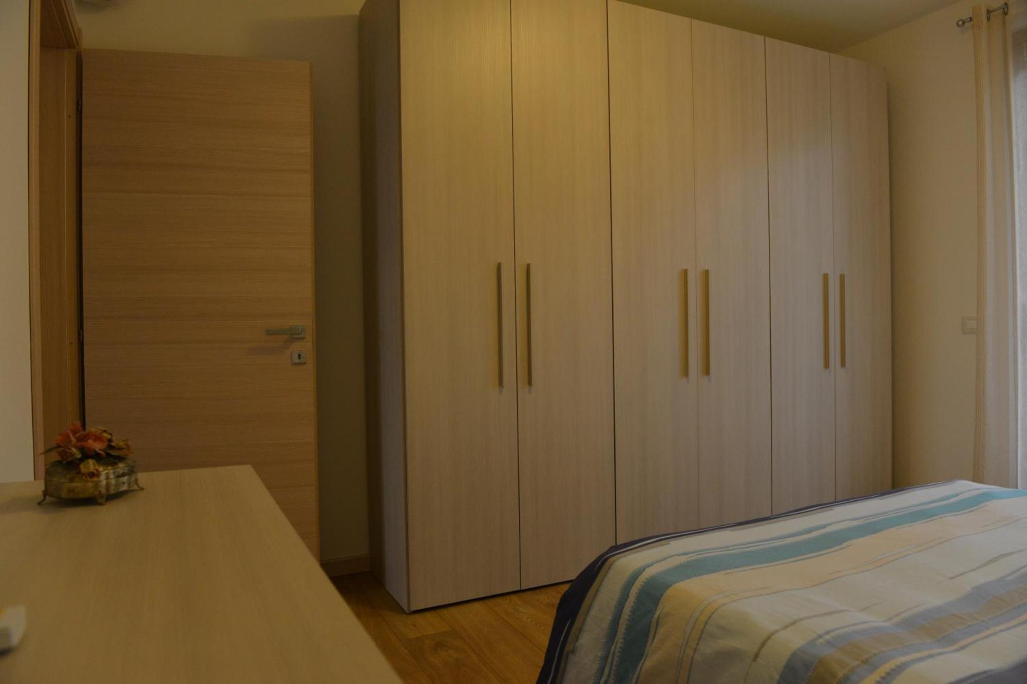 Residence Boschetti Manerba del Garda Pokoj fotografie